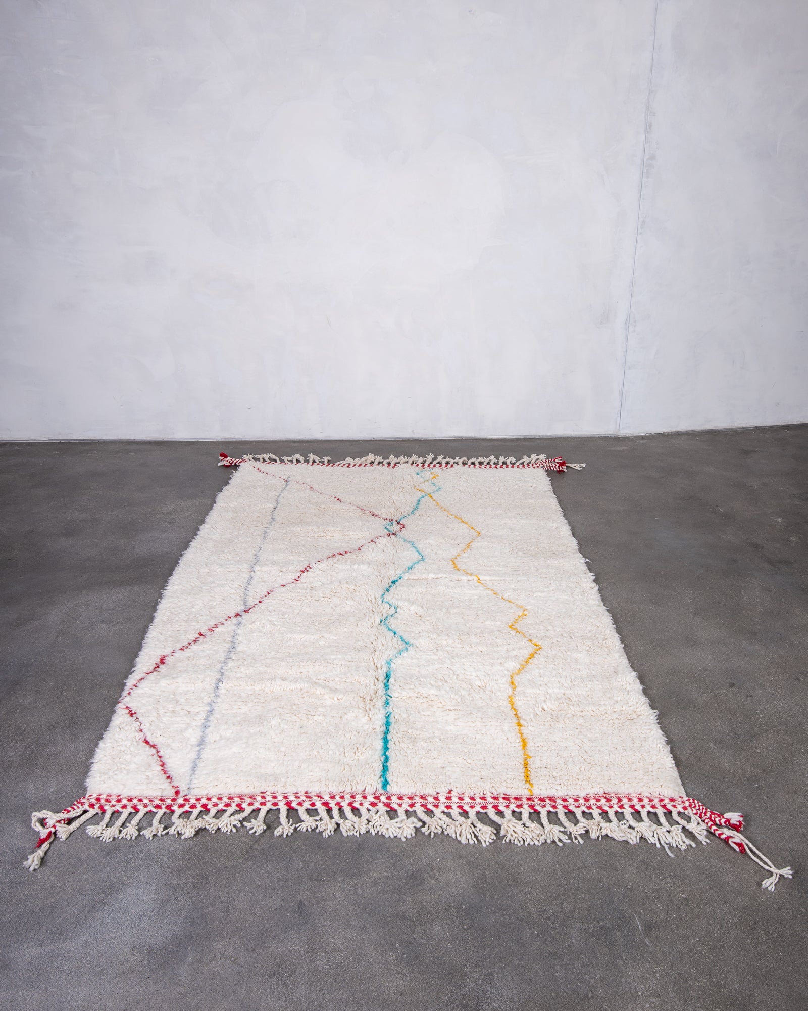 Modern designer handcrafted Berber rug from morocco Beniourain with beautiful colors and patterns